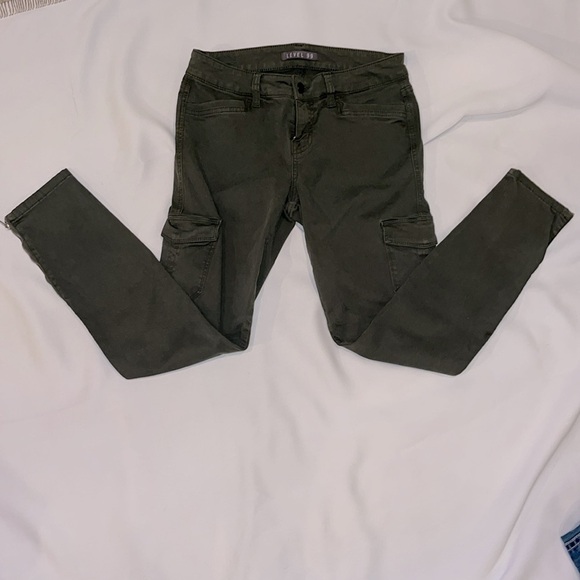 Level 99 Women's Skinny Cargo Jeans - Dark Green - Picture 5 of 6